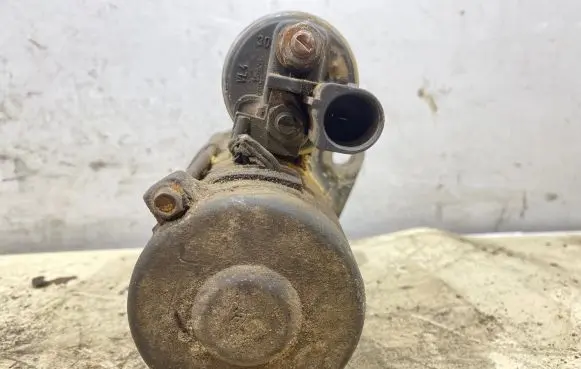 Volkswagen Golf V Starter motor 02M911023N TS18E3 02071711B0B