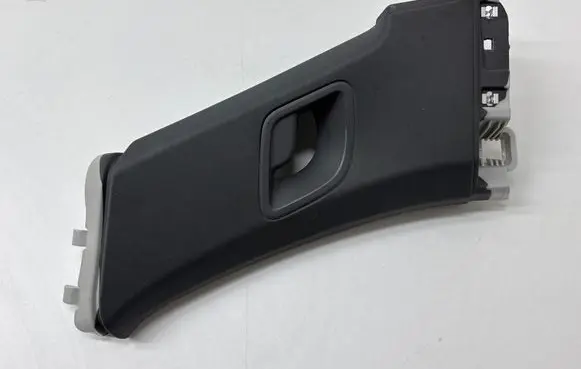 Porsche Cayenne (9Y0 9Y3) (C) pillar trim 9Y0867288H 22102018 P30012045