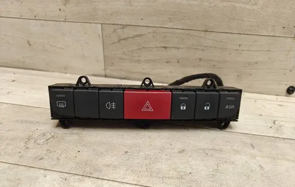 Fiat Ducato Hazard light switch 7354213630 30280115 DATE2T1008