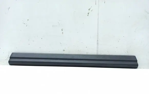 Mercedes-Benz E W212 Front sill trim cover 2126860136 A2126860136