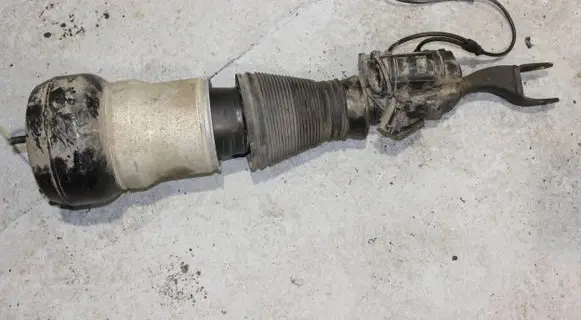 Mercedes-Benz S W222 Air suspension front shock absorber A2223207913 151250101727