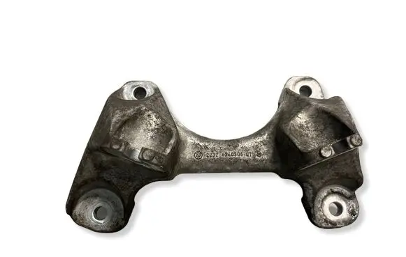 BMW 3 E92 E93 Gearbox mounting bracket 6760305 22326760305