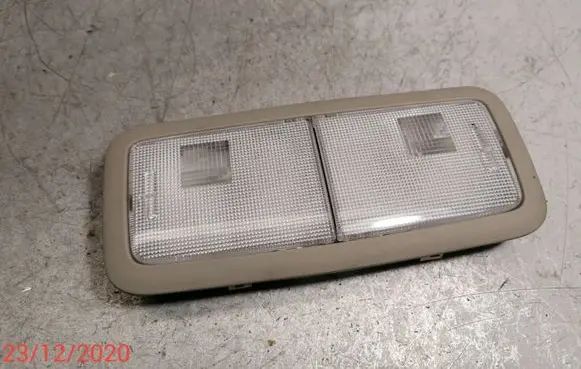 Toyota Avensis T270 Other interior light 8125005030