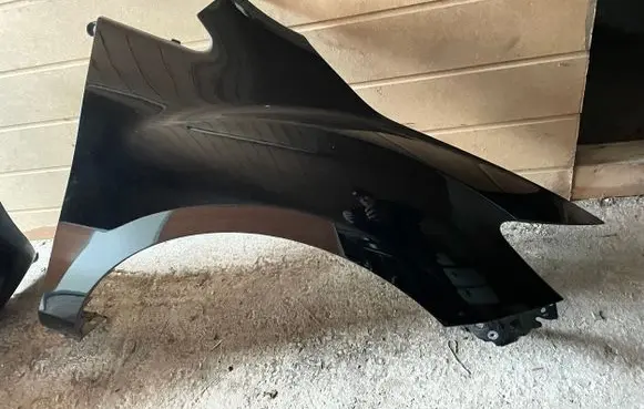 Mazda CX-7 Fender
