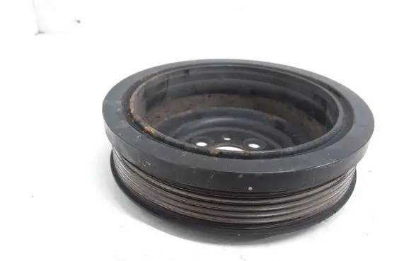 Volkswagen PASSAT B6 Crankshaft pulley 03G105243
