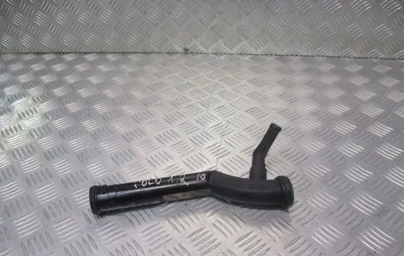 Volkswagen Polo IV 9N3 Engine coolant pipe/hose