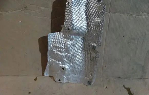 Porsche Cayenne (9Y0 9Y3) Exhaust heat shield 4M0825691J