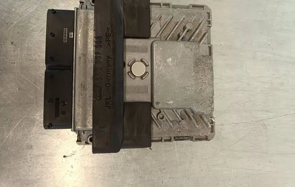 Audi A4 S4 B8 8K Engine control unit/module 8K0906264 5WA1200301