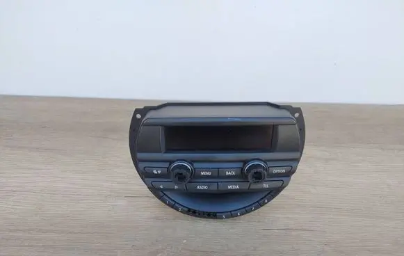 Mini Cooper Countryman F60 Radio/CD/DVD/GPS head unit 2230-13-3133