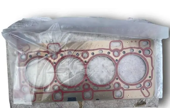 Renault Trafic III (X82) Engine head 95517872
