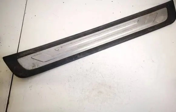 KIA Sorento Front sill trim cover 858812p100 85881-2p100