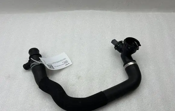 Audi A3 8Y Engine coolant pipe/hose 3Q0122291T