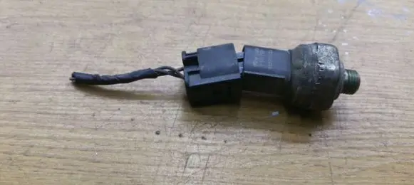 Mini One - Cooper Coupe R56 Air conditioning (A/C) pressure sensor 9141957 64539141957