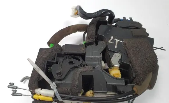 Mazda CX-7 Rear door lock