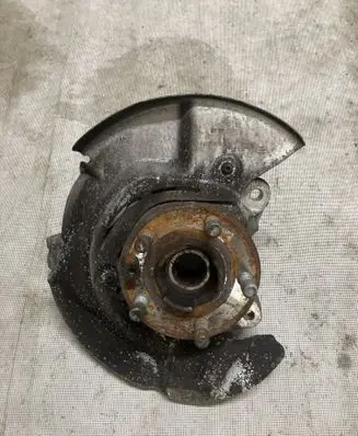 Land Rover Discovery Sport Front wheel hub spindle knuckle FK723K185AF
