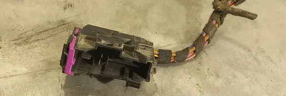 Audi A6 S6 C6 4F Front door wiring loom 8E0871981A