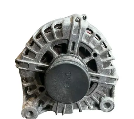 BMW 1 F20 F21 Generator/alternator 7823343 FG18S045 2607244D