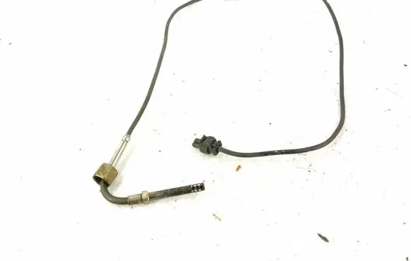 Mercedes-Benz A W169 Lambda probe sensor 0051539228 0071539128
