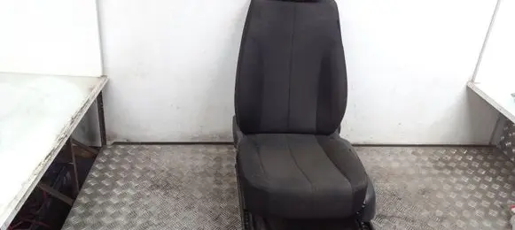 Volkswagen PASSAT B6 Front driver seat 3C0881105M