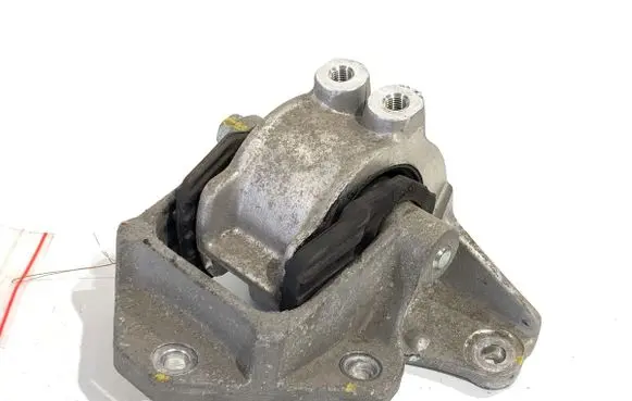 Suzuki Vitara (LY) Engine mount vacuum valve