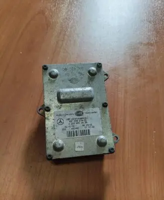 Headlight ballast module Xenon