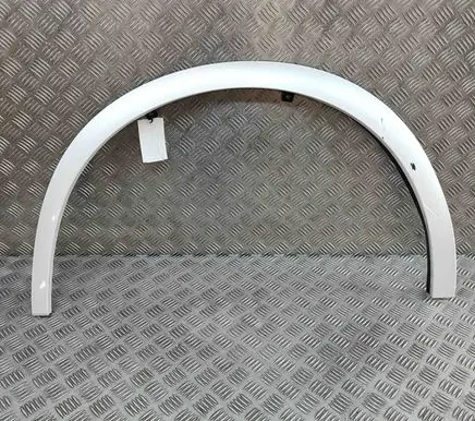 Front arch trim
