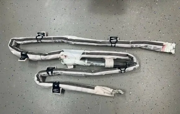 Mercedes-Benz S Z223 Maybach Roof airbag 43124644 EX2015090497 0589P1000681