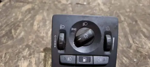 Volvo V50 Light switch 30739300