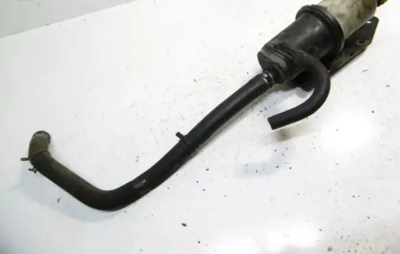 Chrysler Grand Voyager IV Power steering fluid tank/reservoir 04743067AB