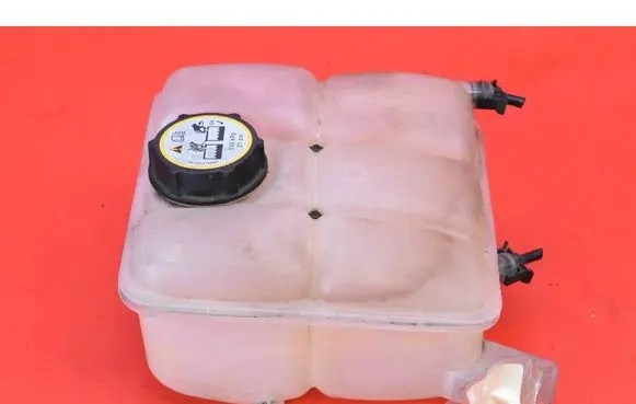 Ford Grand C-MAX Coolant expansion tank/reservoir 8V618K218AE