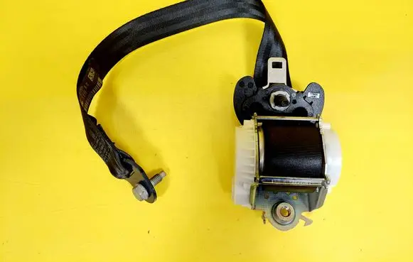 Peugeot 308 Rear seatbelt 34134775