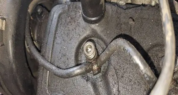 Skoda Superb B5 (3U) Fuel injector 