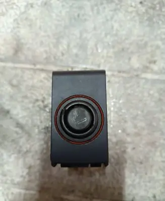 Audi A3 S3 8P Cigarette lighter front 8P0863387