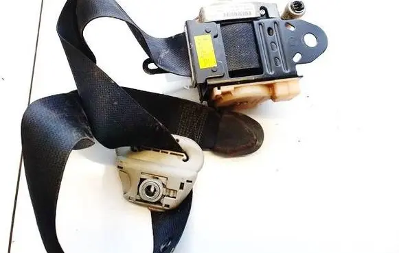 Toyota Corolla E120 E130 Front seatbelt 084255 7321002270