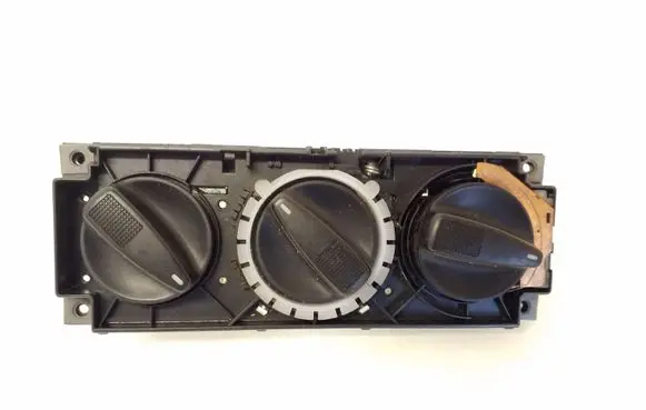 Volkswagen Golf III Climate control unit 1H0819045C 1H0820045C 6N0819045B