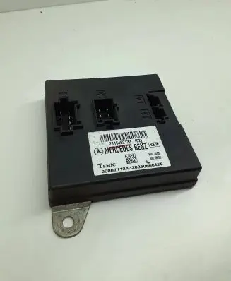Mercedes-Benz E W211 Comfort/convenience module 2115452132