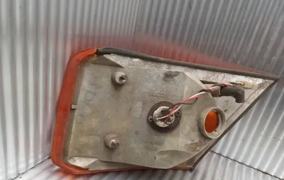 Iveco Daily 30.8 - 9 Front indicator light 1315106149
