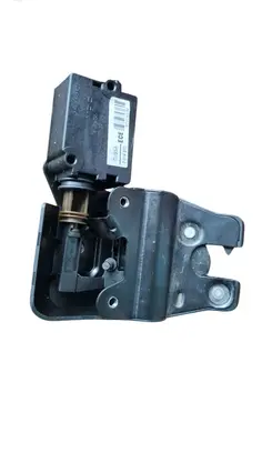 BMW 7 E65 E66 Tailgate/trunk/boot lock/catch/latch 7014870