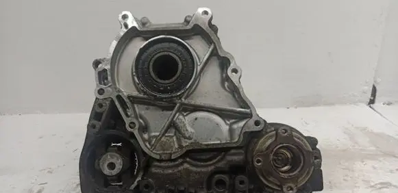 BMW X1 E84 Gearbox transfer box case 7619176