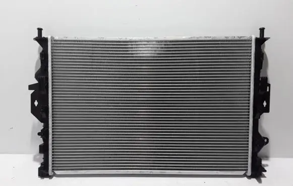 Volvo XC60 Coolant radiator 31368361