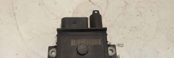 BMW 7 F01 F02 F03 F04 Glow plug pre-heat relay 780015604