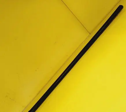 Front door glass trim molding