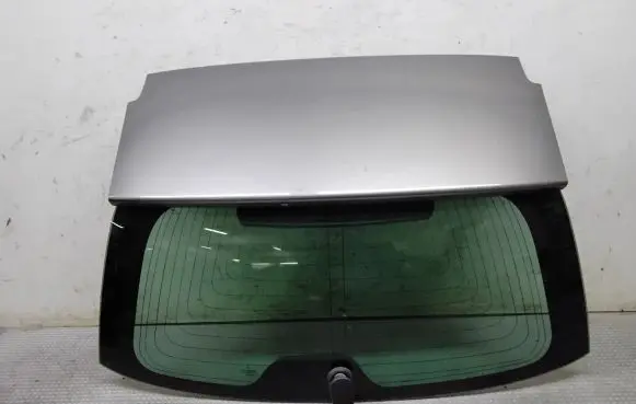 Peugeot 407 Opening tailgate glass 