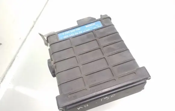 Mercedes-Benz E W124 Engine control unit/module 0280800100 0025453632