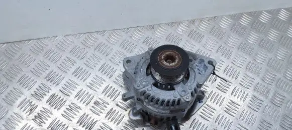 Honda CR-V Generator/alternator 1042118280