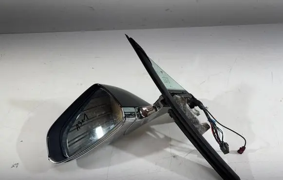 Tesla Model S Front door electric wing mirror