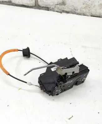 Audi A4 S4 B6 8E 8H Rear door lock 8E0839166