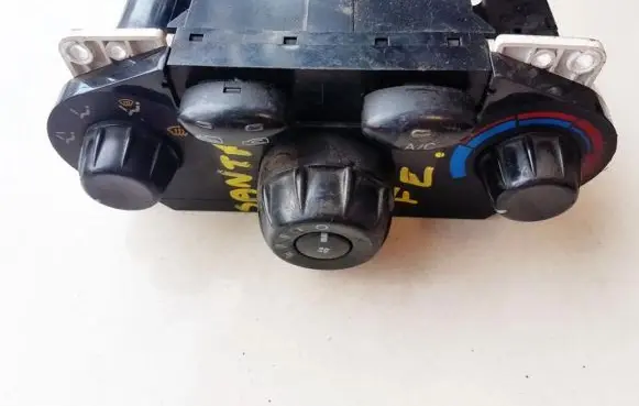 Hyundai Santa Fe Climate control unit