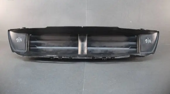 Porsche Macan (95B) Intercooler air guide/duct channel 95B121257 95B121710