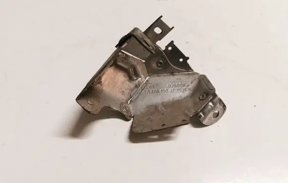 Mercedes-Benz E W212 Other engine bay part A2761504775